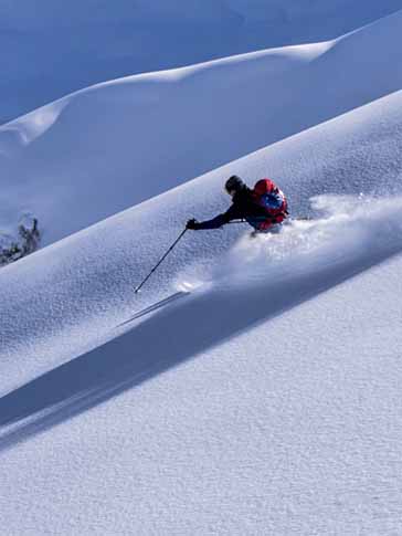 skieur de randonnée dans le beaufortain